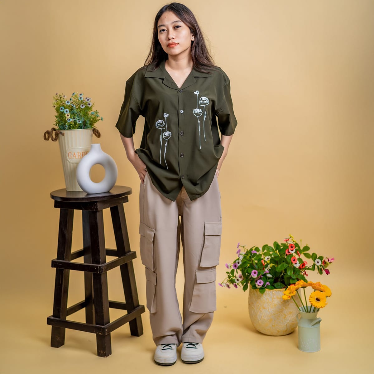 Mad Koffee Women’s Embroidery Cuban Shirts — Olive