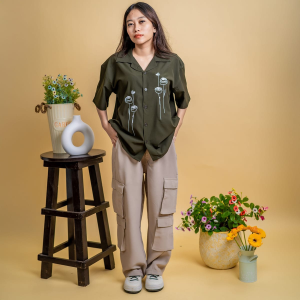 Mad Koffee Women’s Embroidery Cuban Shirts — Olive